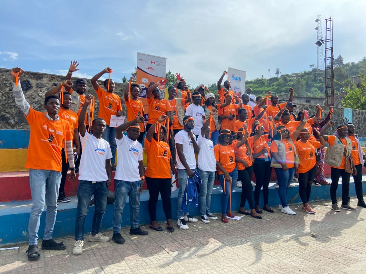 joseph_mahatane's tweet photo. Oui, le changement de nos #esprits doit commencer dans nos #maisons, nos #écoles et #institutions de l'État où nous devons bannir l'#inégalitédegenre et #coercitionreproductive.
#orangeLemonde, @Ipasrdc #mulunda_JC, @yarhrdc, #makokiyamwasi. https://t.co/txU9VdjHCG
