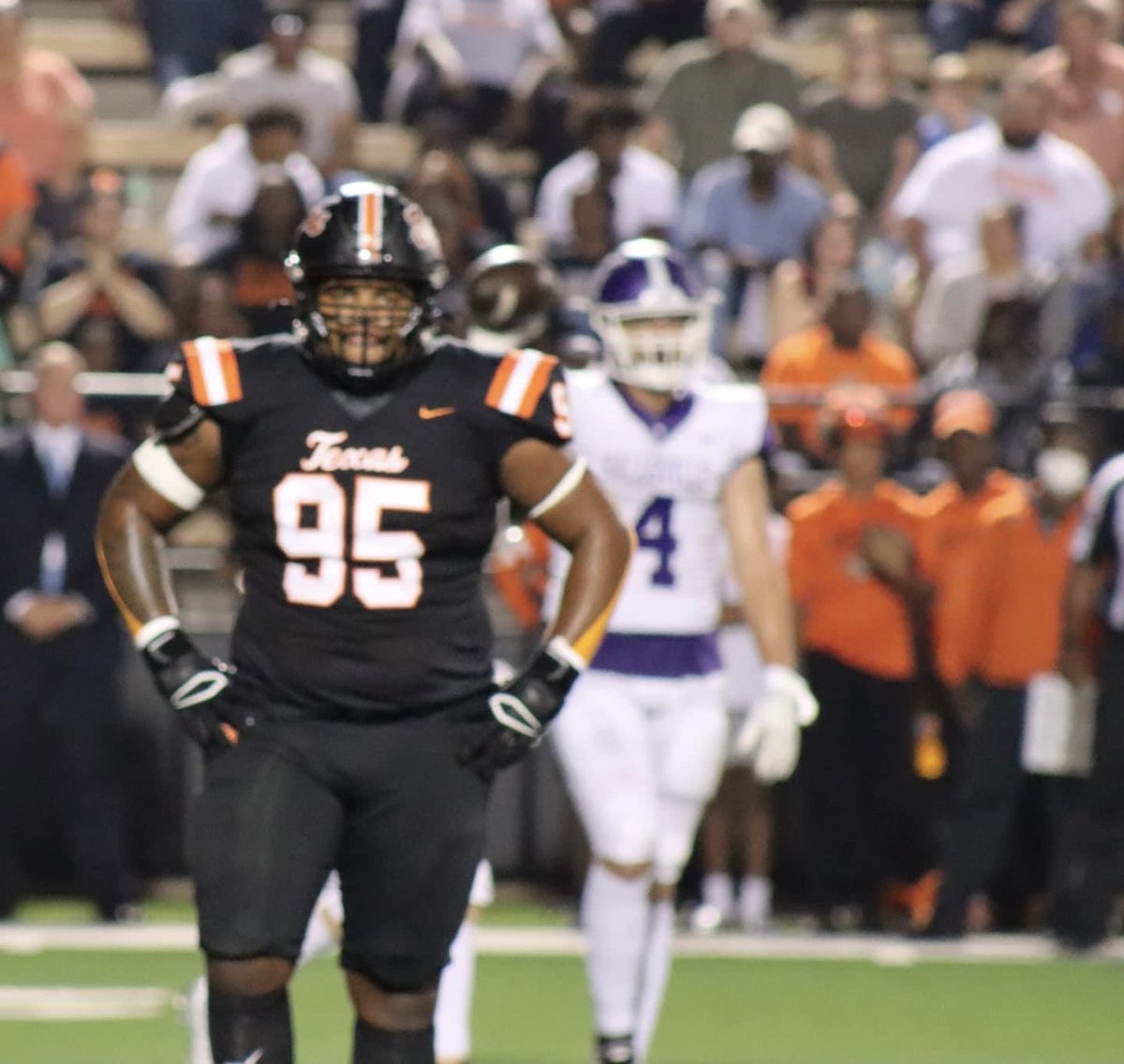 Bchilds139's tweet photo. “Don’t be afraid to start over again. This time,you’re not starting from scratch, your starting from experience.”💯. I love this sport🧡🖤#Class23 https://t.co/xmloOD8tJr