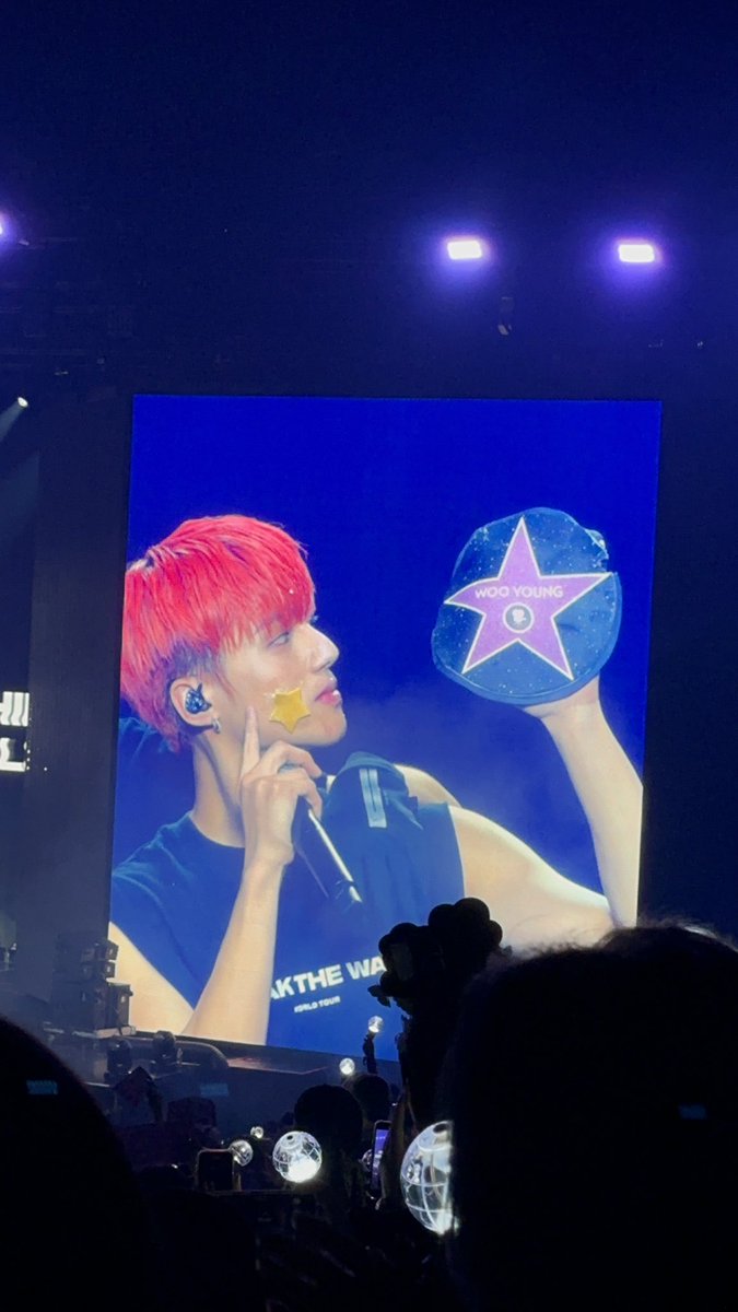 softjxmin's tweet photo. our star ❤️ https://t.co/f3hKagWCHy