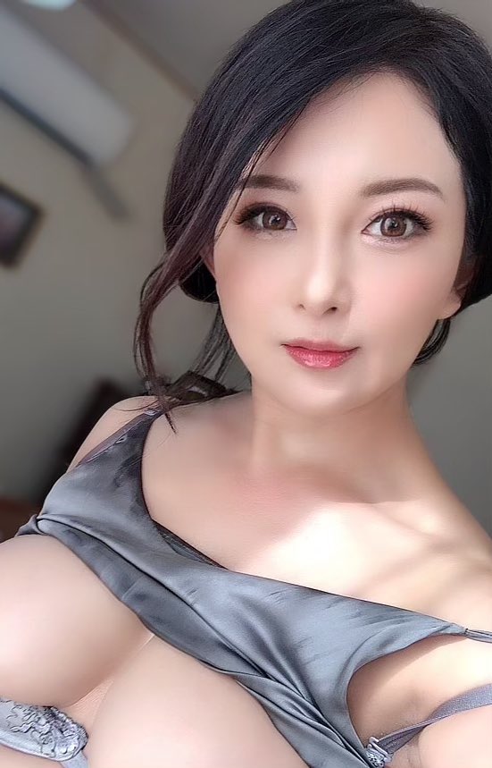 一色桃子（side : すもも） tweet media