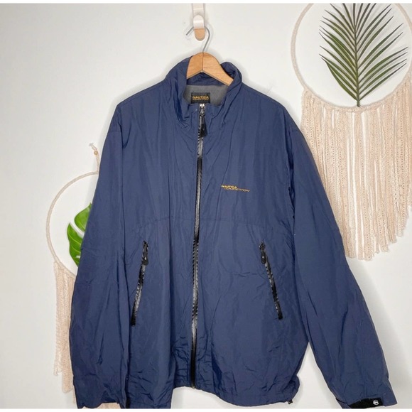 ErinLCBW's tweet photo. So good I had to share! Check out all the items I'm loving on @Poshmarkapp #poshmark #fashion #style #shopmycloset #rmrichards #nautica #bedstu: https://t.co/vawbEYilmf https://t.co/oen6ufDooL