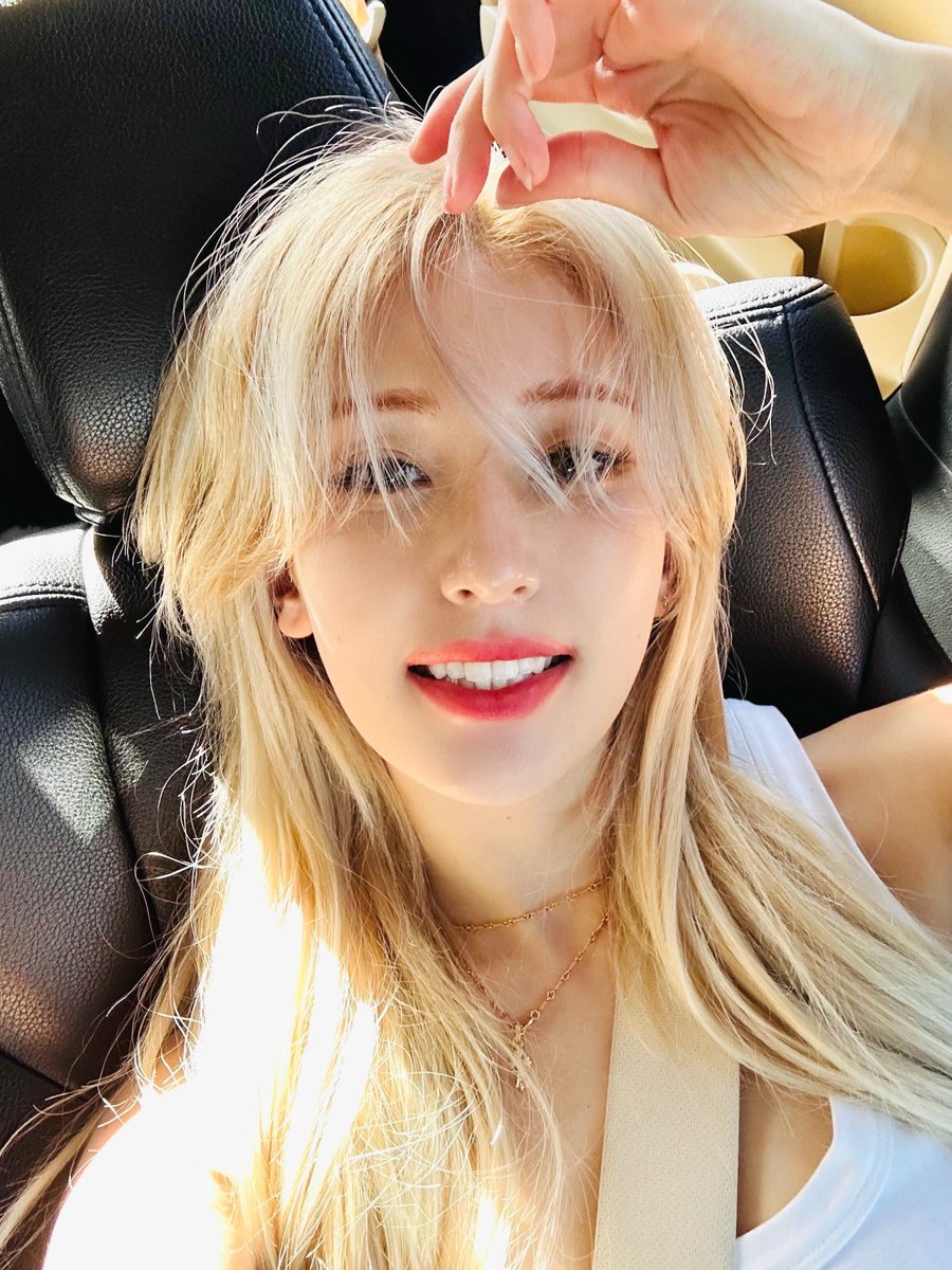 somi_official_'s tweet image. 日本到着!! 내일 마마 기대해죵!!