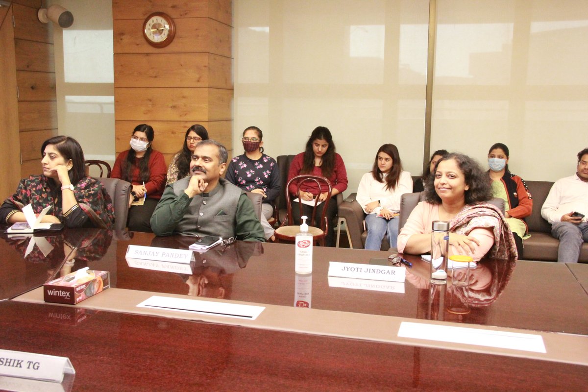 CCI_India's tweet photo. Competition Commission of India organized a Lecture under #SLSLectureSeries by Shri Kaushik TG, Deputy Director, Directorate General of Systems, @cbic_india, on the topic "Digital Forensics" on 25.11.2022 for officials of CCI. @sanjayrkp
#CCI #CCICapacityBuilding #SLS https://t.co/Lr9WCjyf1C