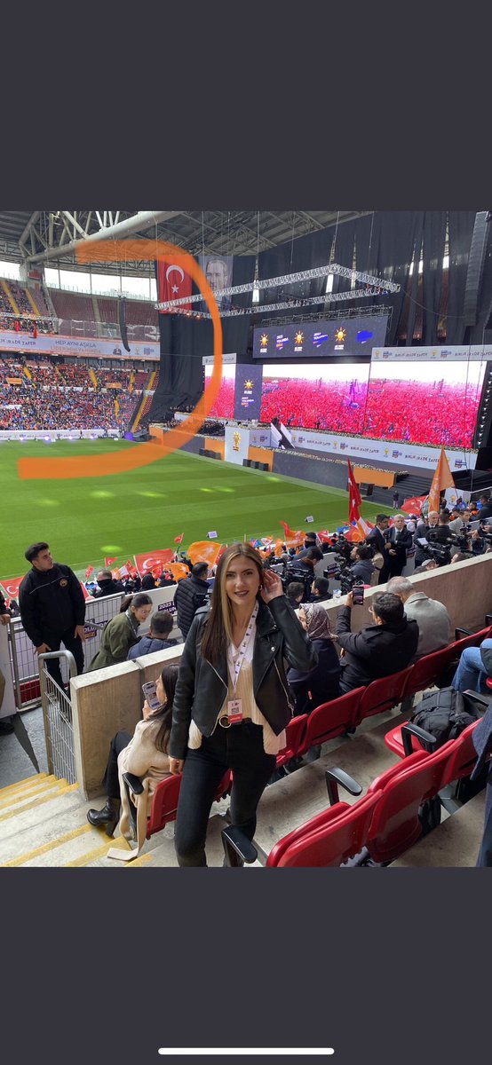 <a href="/Busradde_/">Büşra Dede</a> Bari stadı doldurabilseydiniz 😂
Seçimin sonucu, seçim çalışmasının ilk gününden belli oldu. BYE BYE