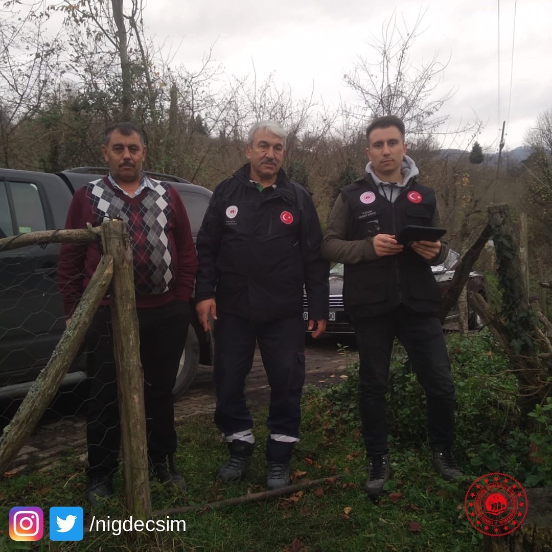 Düzce depremi sonrası, Bakanlığımız Yapı İşleri Genel Müdürlüğü koordinesinde başlatılan hasar tespit çalışmalarına katılan Müdürlüğümüz personeli Murat ONAT, Okan ŞEVENK, İsa KILINÇ, Gürsel ÜNAL, Hamdi KENDIRLI ve Mehmet KURT çalışmalarını sürdürüyor.

<a href="/csbgovtr/">T.C. Çevre, Şehircilik ve İklim Dğş. Bakanlığı</a> 
<a href="/murat_kurum/">Murat KURUM</a>