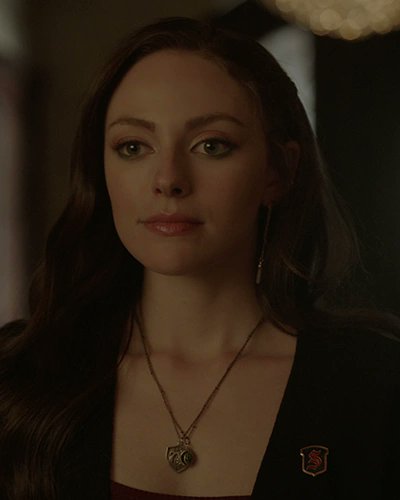 bloodvesselsnft's tweet photo. ๐ Do you know your #VampireABCs?
H is for Hope Mikaelson, a tribrid (vampire/werewolf/witch) from The Vampire Diaries https://t.co/z8vOg8ez3U