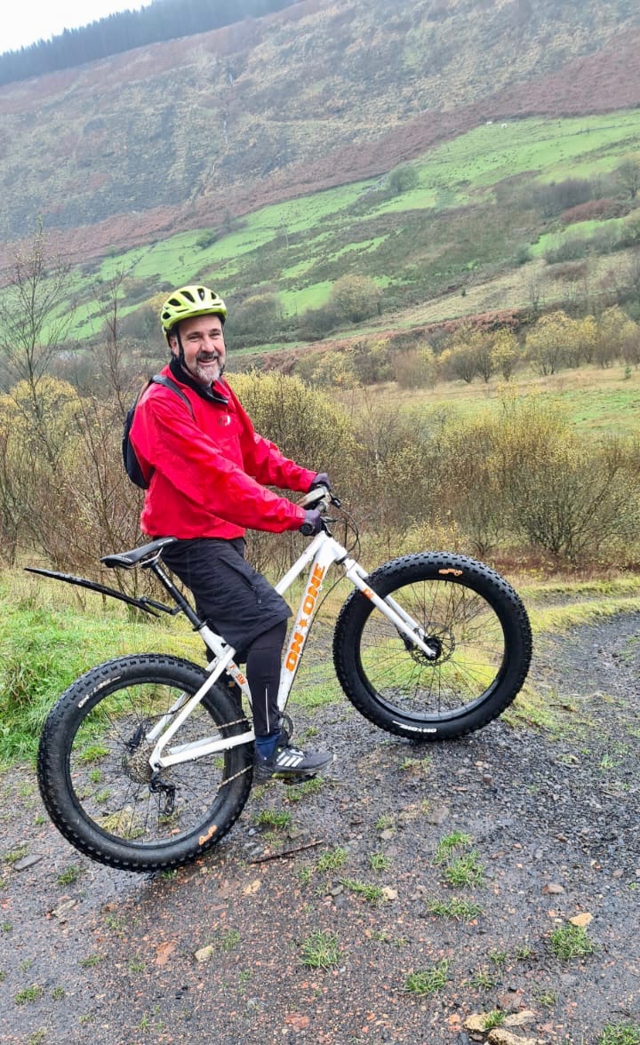 Majorkayaking's tweet photo. Spot off off season mountain biking - keeping up the fitness levels.  Bloomin’ wet mind - almost as soggy as the sea! https://t.co/LqLBWztcwV