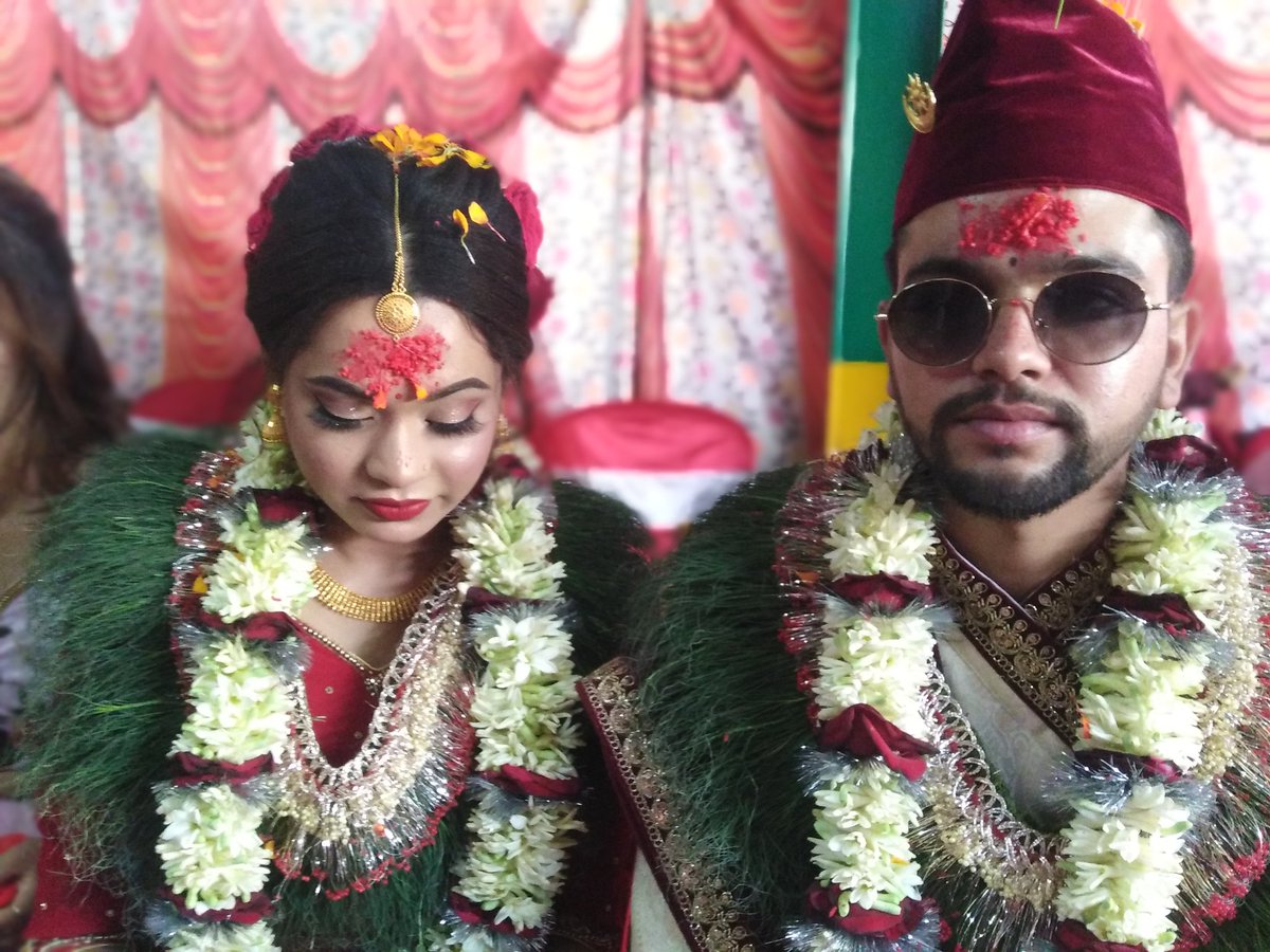 बिबाह पन्चमीको दिन लगन गाँठोमा बाँधिएका <a href="/aacespdl/">आशिष पौडेल</a>  <a href="/SheelaAcharya6/">🦋 टुकु 🦋</a> जोडीलाई लाखौं-लाख शुभकामना, शुभ-आशीर्वाद !