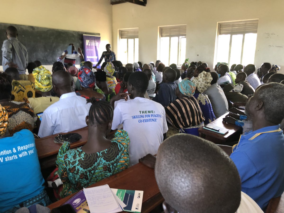 KasUganda's tweet image. A good morning from Lobule Refugee Settlement, Uganda’s smallest site for hosting refugees. We are here for an engagement with 120 Refugee Welfare Councilors (RWCs). #RWCs are elected officials who connect refugees to govt &amp;amp; other service providers.
