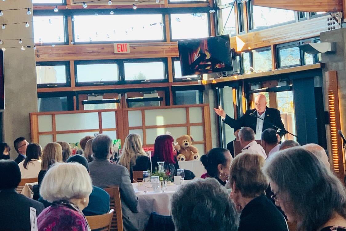 jameswangbcndp's tweet photo. The City’s Citizen Support Services hosted the Annual Christmas Gadabouts Luncheon @ Riverway Golf Clubhouse. Thanks for all volunteers, supporters and sponsors for this wonderful event. https://t.co/gWsYkoHtKf