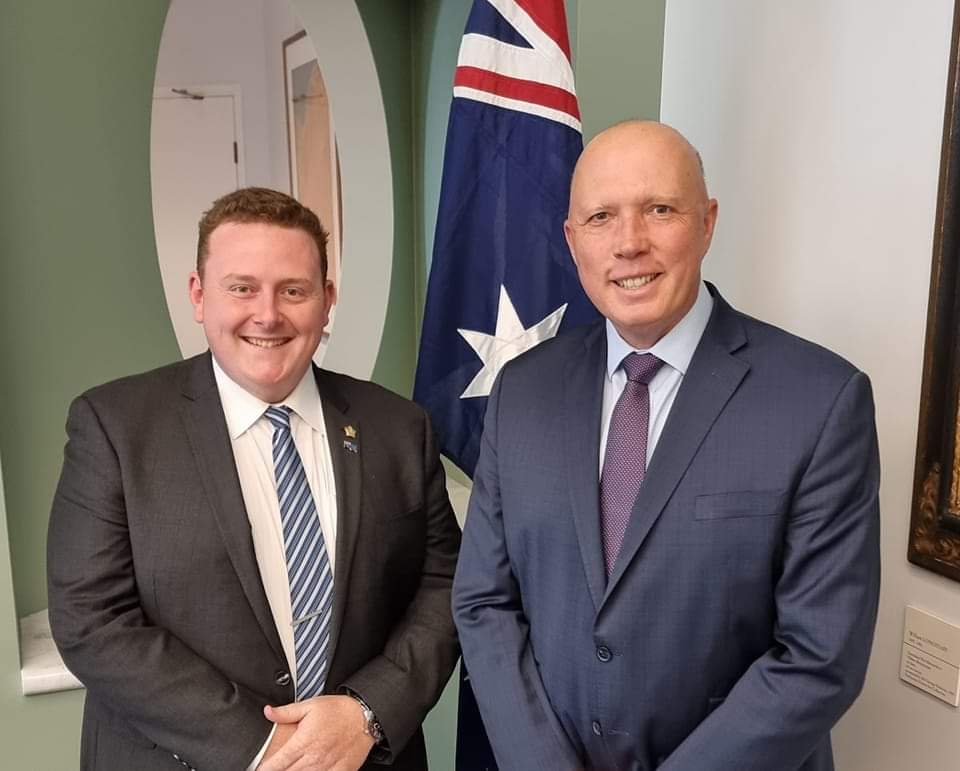 ALSF's tweet image. The ALSF had the privilege to meet with @PeterDutton_MP today in Canberra. 

We discussed the SSAF, freedom of speech on campus and how we can grow the Liberal Party. We are meeting with other coalition Senators and Members this week.