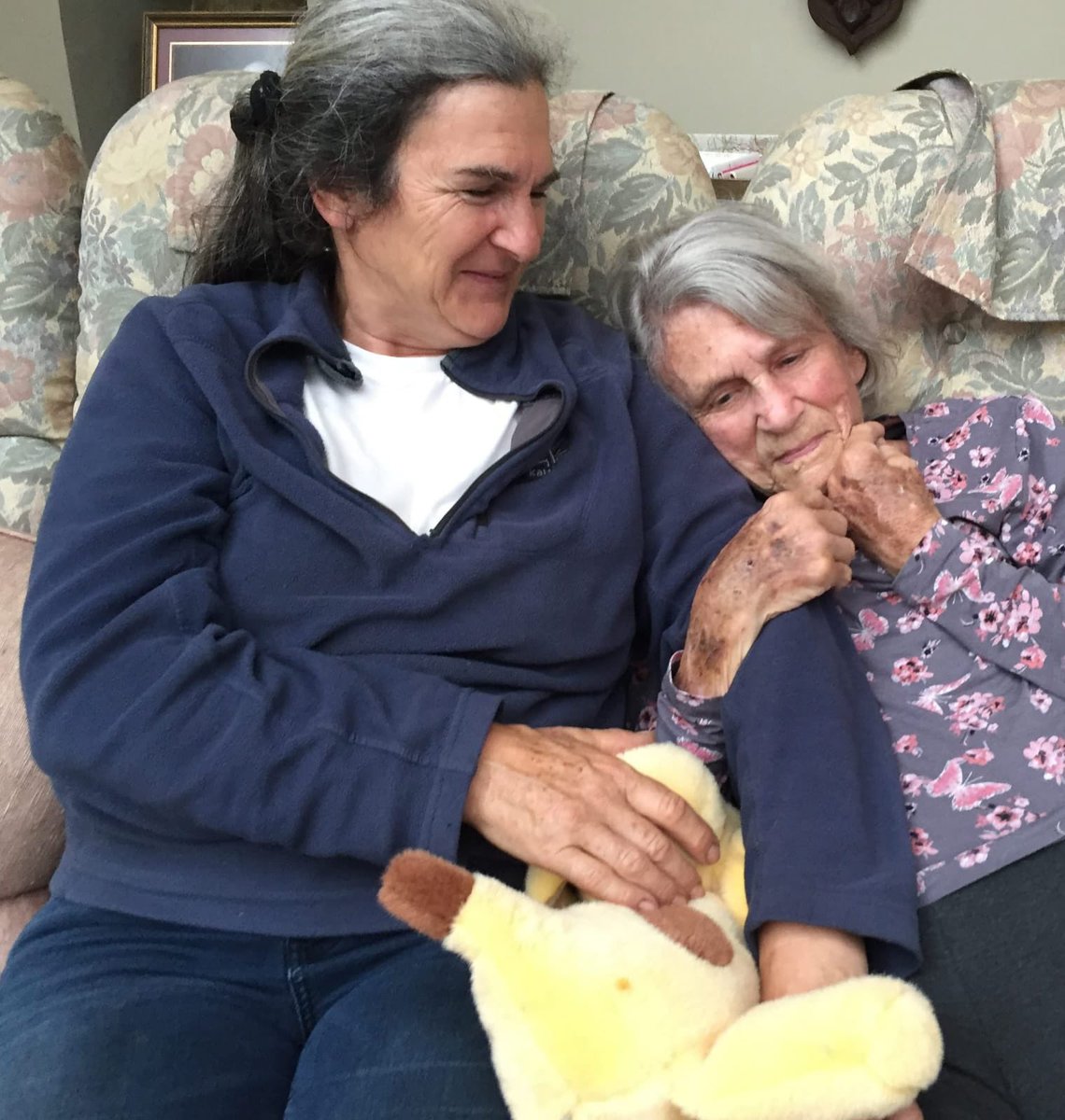 Julie Penny 🇺🇦 tweet media