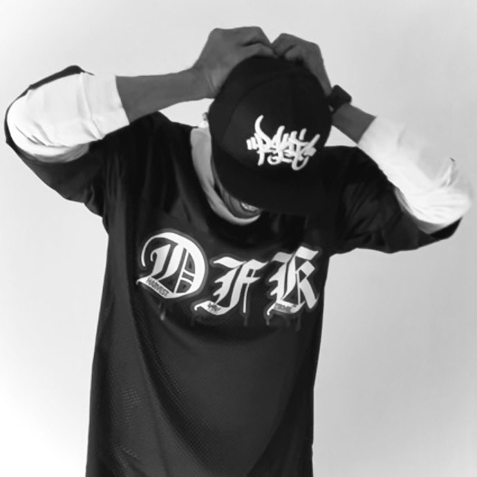 Panic39Japan tweet media