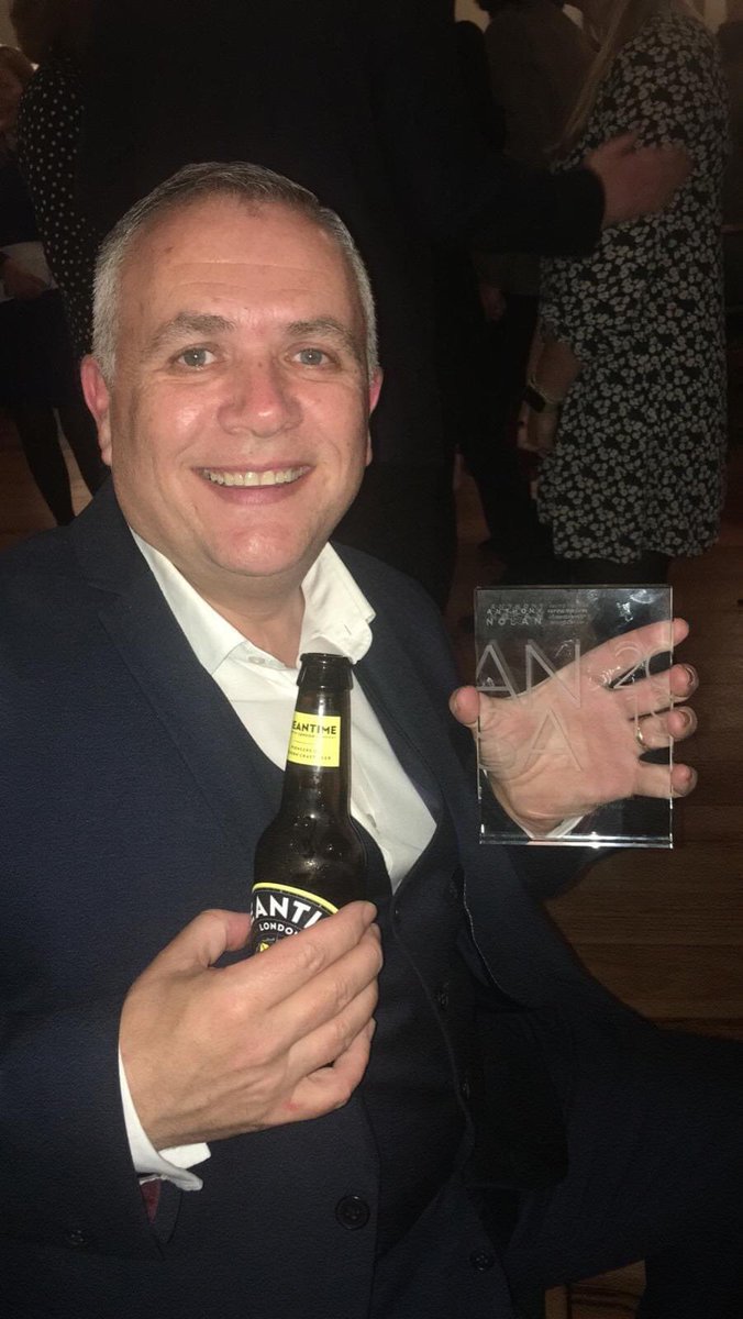 BluesAgainstBloodCancer (@bluesvcancer) on Twitter photo 3 years ago today since the <a href="/AnthonyNolan/">Anthony Nolan</a> supporter awards 💚🖤 3 years ago today since the <a href="/AnthonyNolan/">Anthony Nolan</a> supporter awards 💚🖤