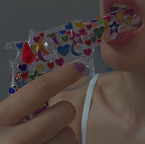 ⠀：You’ve probably been lying  ：

➷ carousel phantom / caro / tommi
              ➷ adult, she / her
                    read below ↯

：Since you murdered my youth. ：