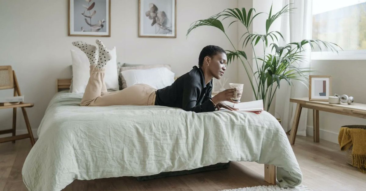 Having a space to escape from the chaos of the outside world is especially important for highly sensitive people (HSPs). Here’s how to transform your bedroom into the calming environment you deserve.

buff.ly/3DQTUMB