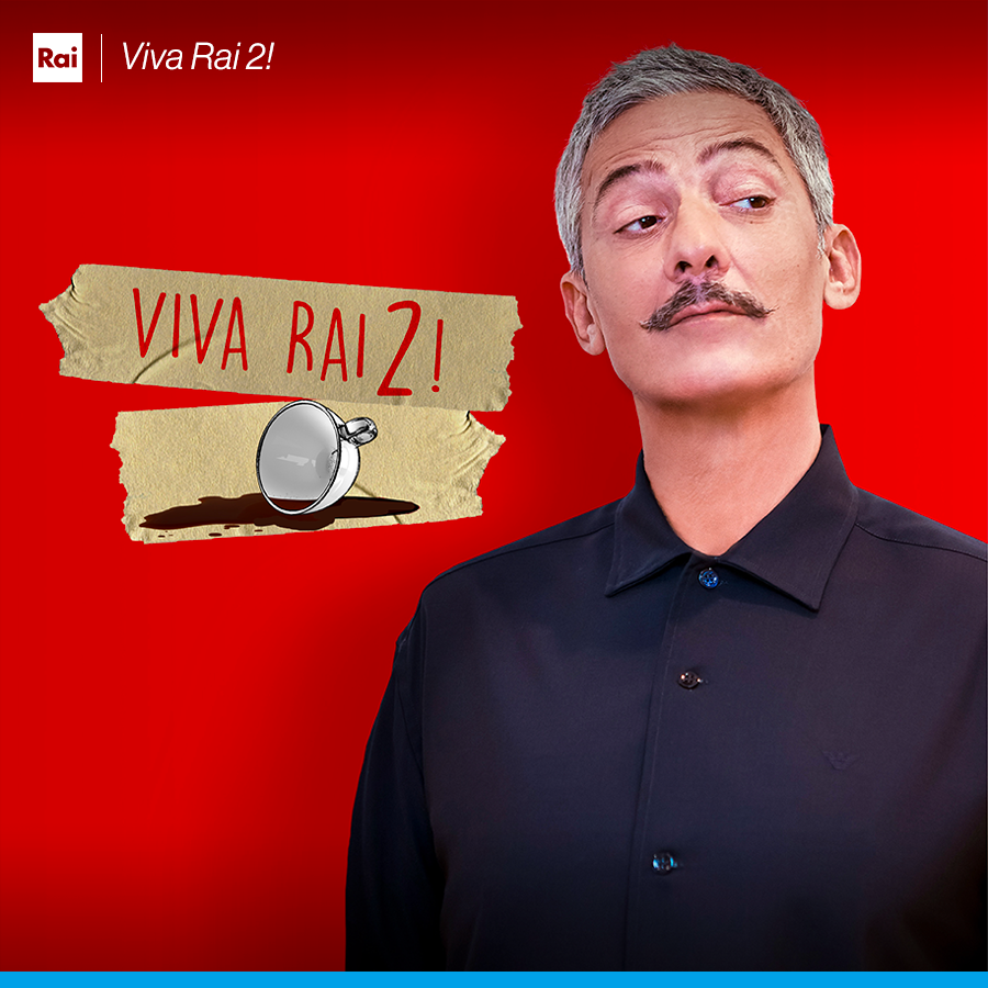 RaiPlay's tweet photo. È il giorno della conferenza stampa di #VivaRai2, da lunedì 5 dicembre alle 7.15 su @RaiDue! Disponibile anche su @RaiPlay @RaiRadio2, @RaiRadioItalia e @RaiPlaySound. 📲
Alle 10.00 @Fiorello presenterà il nuovo programma anche in diretta streaming ▶ https://t.co/g1dqhn7XFo https://t.co/JIMgLKgnDq