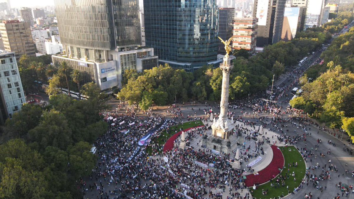 the_pajarito69's tweet photo. No se amontonen!!! JAJAJAJAJAJAJAJAJAJA #Fracaso  #MarchaPedorra https://t.co/EuuYNxYSuT