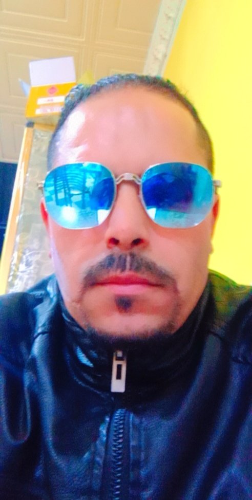 Essayez cette Lens ! lens.snapchat.com/63a7827a74aa47…