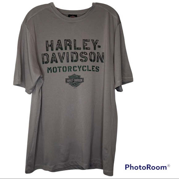 TerrellBacon4's tweet photo. So good I had to share! Check out all the items I'm loving on @Poshmarkapp #poshmark #fashion #style #shopmycloset #harleydavidson #stevemadden #rainforest: https://t.co/TXqomeREuV https://t.co/jc7L4Wcn6U
