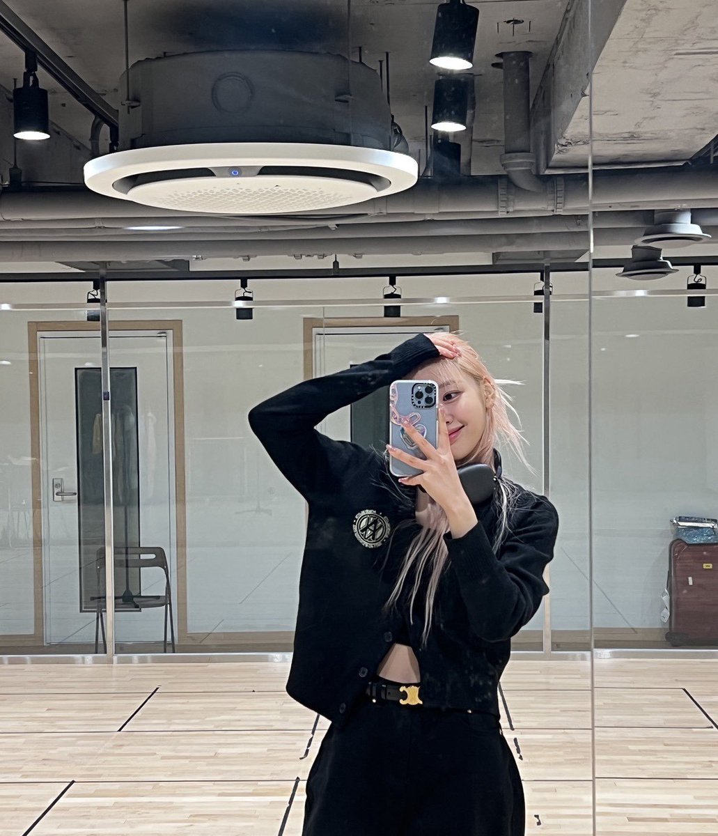 we love you baby apple ♥️ #5YearsWithYves