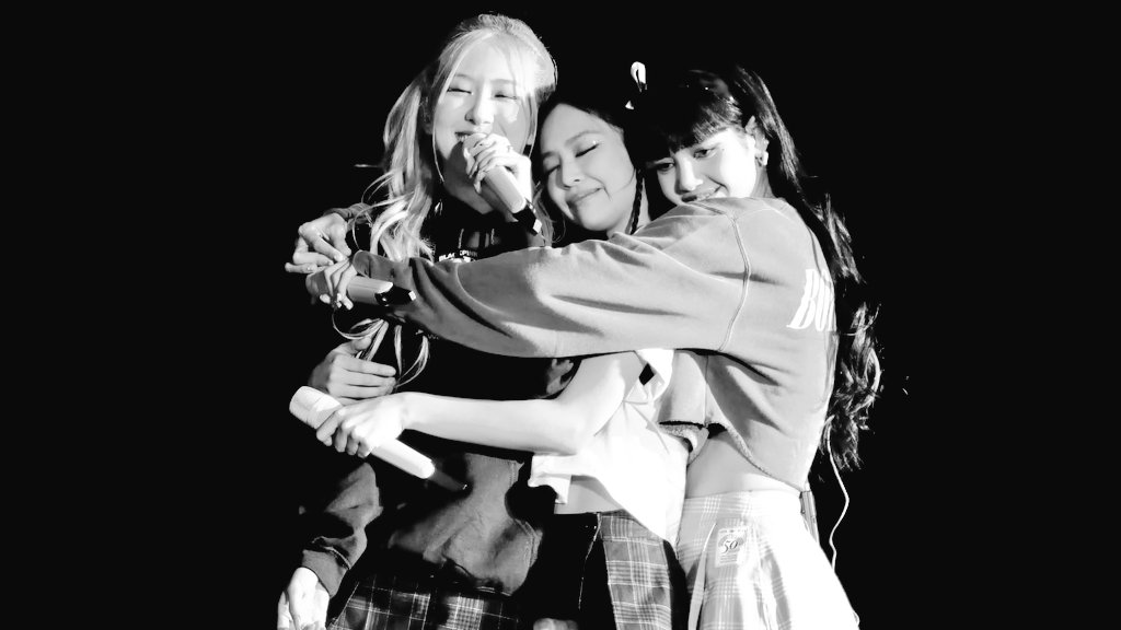yk2aii's tweet photo. I wanna bless your fucking tl with this photo sequence 🫶 @BLACKPINK https://t.co/KokY1YOay4