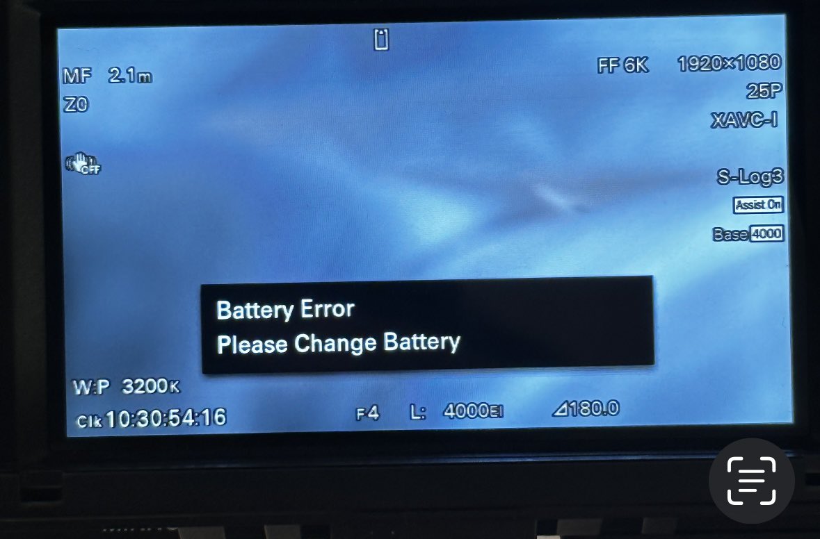 JABainbridge's tweet photo. #baxxtarenergy please can you explain why I’m getting this message on my Sony FX9. I have other Baxxtar batteries that are working ok. https://t.co/WkpPgauMcX