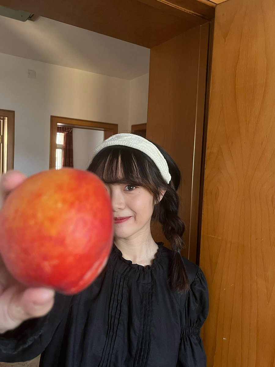 kefengfeng's tweet photo. 在学姐家里她随手拍的🥳 https://t.co/bK7Dryd1OX