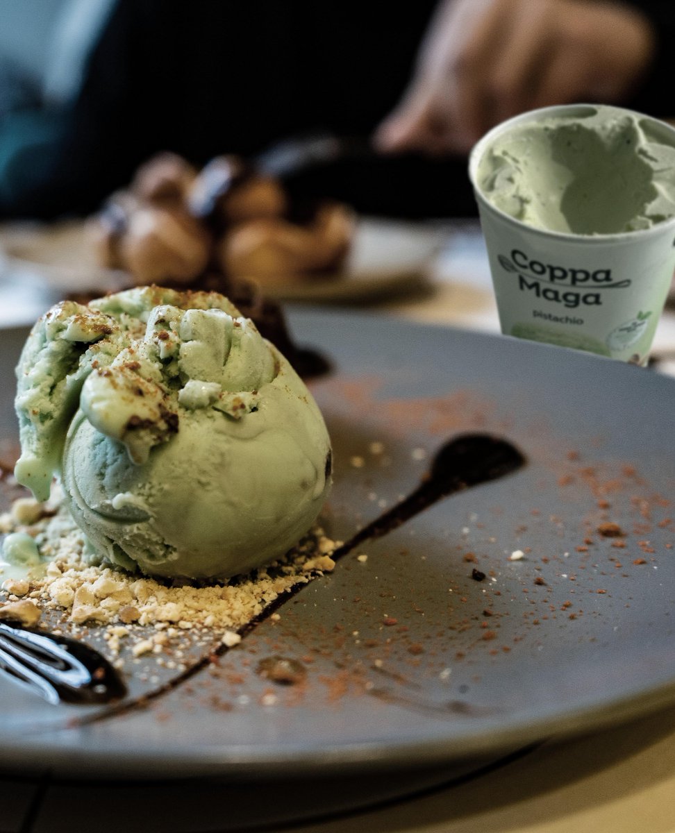 When it is 7am on a Monday morning and all you can think of is 🍦🍦🍦🍦🍦
Then, you just have to go for it!

#pistachio #besticecream #temptation #weekendvibes