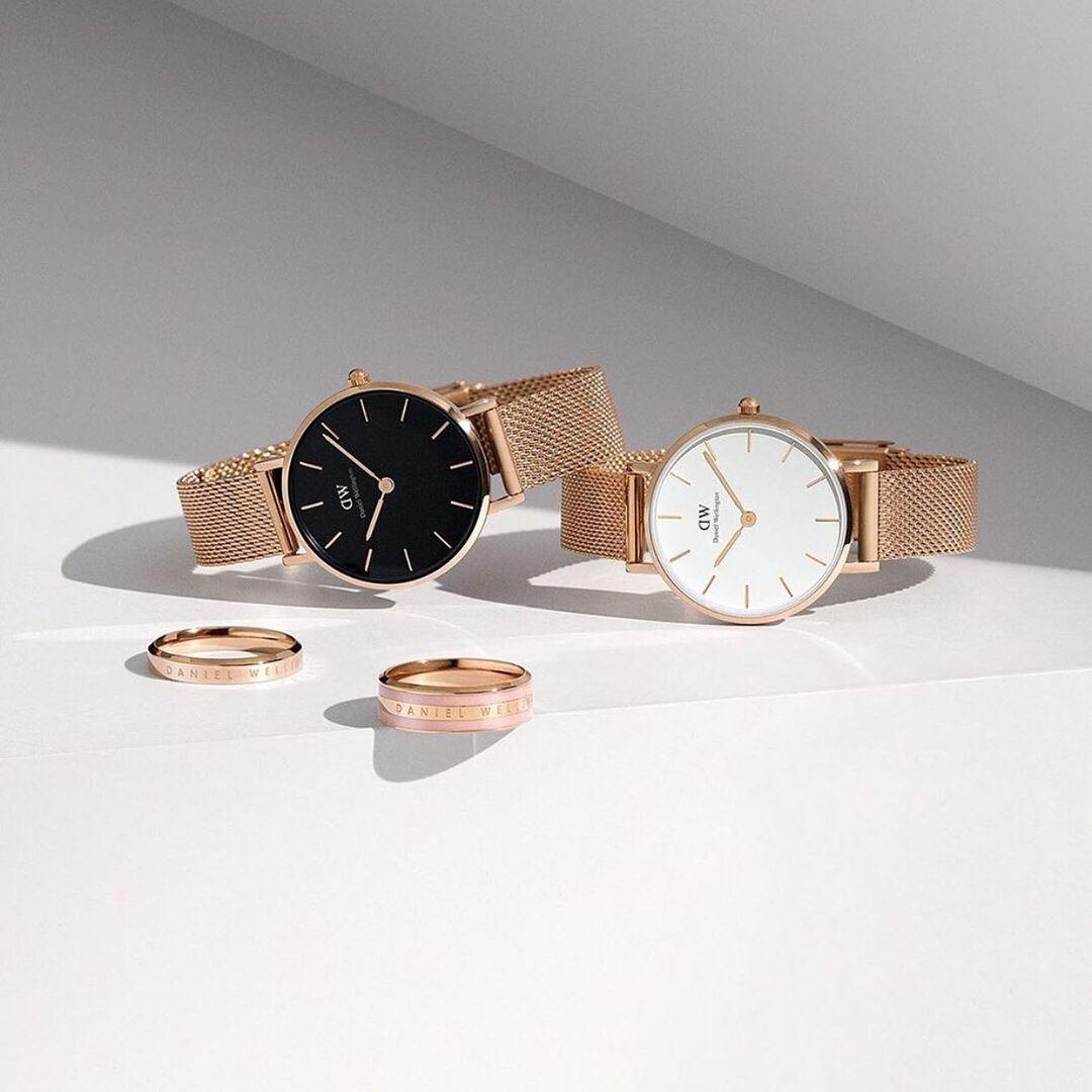 asirdug's tweet photo. New week worry not because we got all your accessories to complete your look.
#connectingeverththing https://t.co/atr7RGORK4