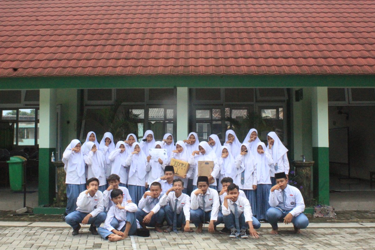 anasirfan's tweet photo. Hanya pelaku yang paham

#MAN5KEDIRI
#JURNALISTIKM5K_
#X_IIK_2022 https://t.co/Od3ucA5UOa