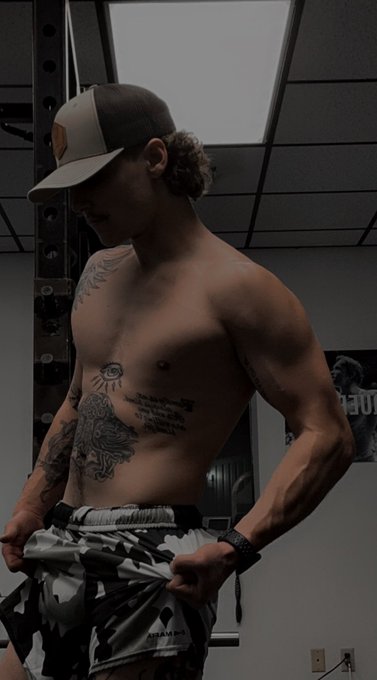 Got a good pump in tonight #OF #onlyfans #onlyfanspromo #onlyfansleaked #gympic #TattooedGuy #TattooedMen<a href="/tag/of"class="tags">#OF</a><a href="/tag/onlyfans"class="tags">#onlyfans</a><a href="/tag/onlyfanspromo"class="tags">#onlyfanspromo</a><a href="/tag/tattooedmen"class="tags"><span>#tattooedmen</span></a><a href="/tag/tattooedguy"class="tags"><span>#tattooedguy</span></a><a href="/tag/gympic"class="tags"><span>#gympic</span></a><a href="/tag/onlyfansle"class="tags"><span>#onlyfansle</span></a>