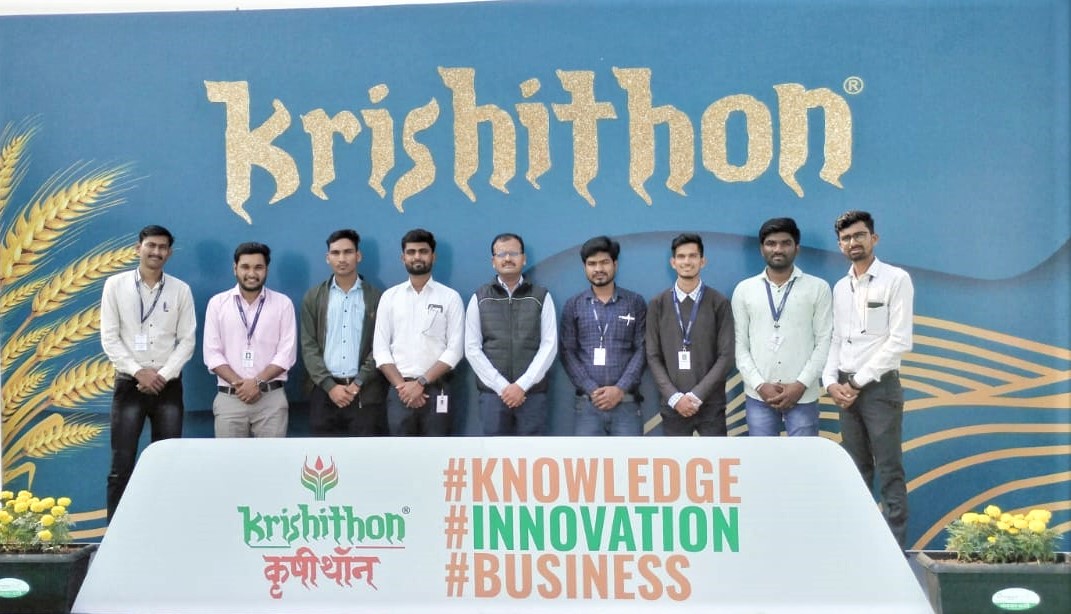 AEGFIndia's tweet photo. We’re proud to share that AE Akshay Wagh’s #organic nursery stall was a big hit at the #Krishithon!
State Agriculture Minister Abdul Sattar, MLA Dilip Bankar and Dist. Collector Gangatharan D. appreciated AEGF’s vision and Akshayji’s efforts to popularize #indigenous #crops. https://t.co/rOFHyOdsoT