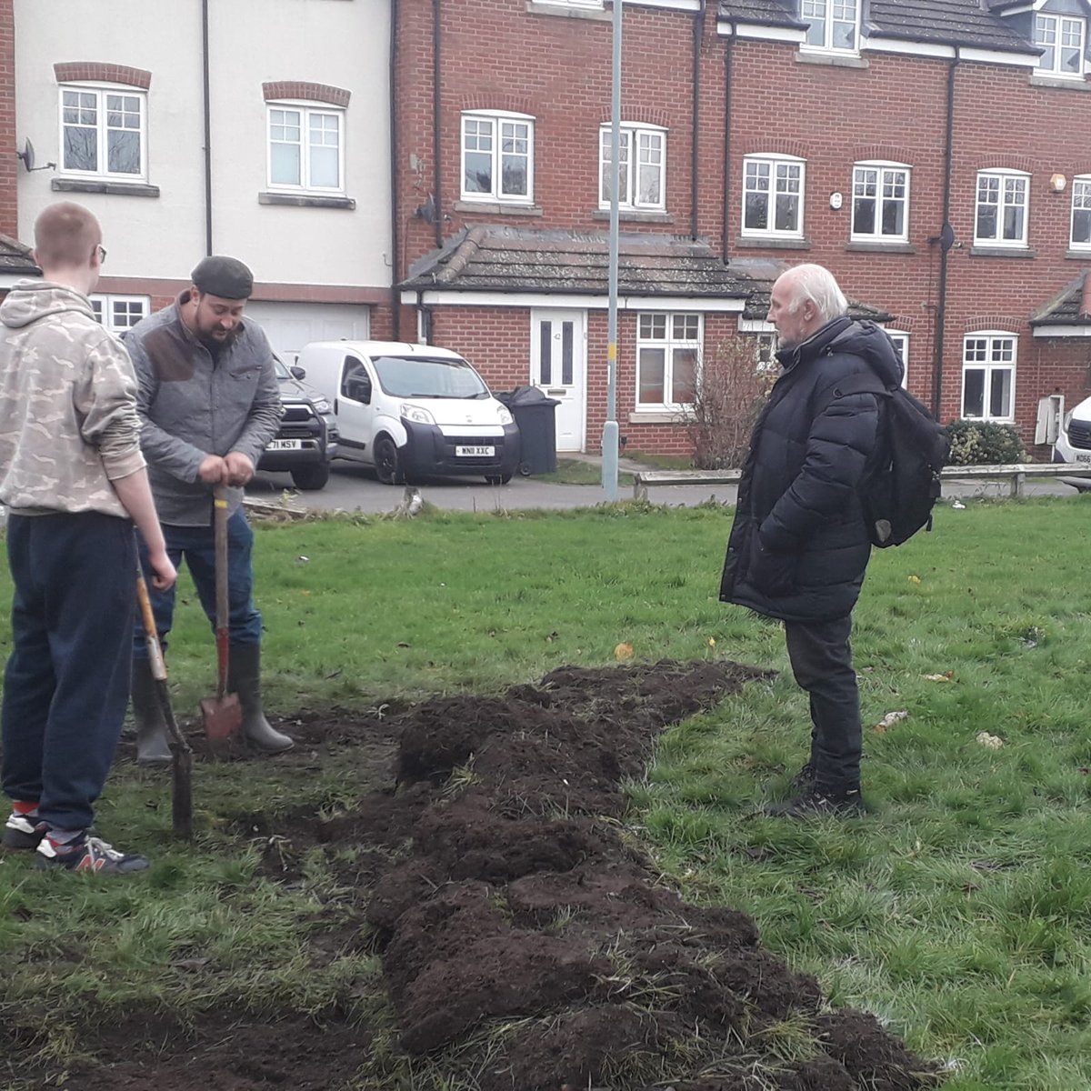 fruitnutvillage's tweet photo. Work begins at #SouthernDrive #ForestGarden #Monyhull #DruidsHeath https://t.co/1NnanuMVbJ