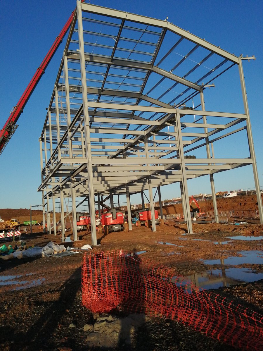 rd_billington's tweet photo. A productive first week at our Segro Coventry project. Half of the office erected already, https://t.co/NWxw3mEceI