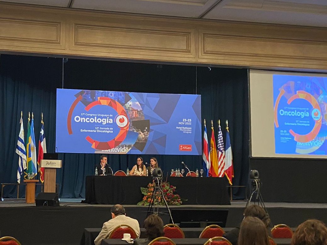ATGen3's tweet photo. 🔻ATGen presente en el 17º Congreso Uruguayo de Oncología, que se desarrollo entre el 23 y el 25 de noviembre de 2022 en  Hotel Radisson Montevideo https://t.co/Kl5ESYzoH5