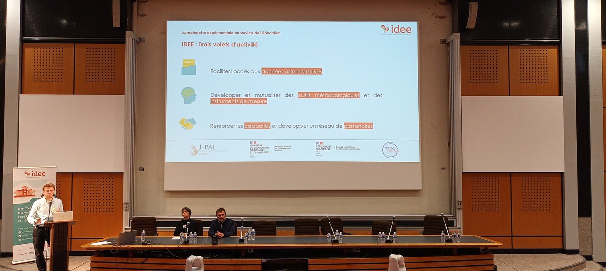 cardiedijon's tweet photo. #ProgrammeIDEE @IDEE_Education
- faciliter l'accÚs aux données administratives hébergées à la DEPP (data catalogue).
- développer et mutualiser des outils méthodologiques, de mesure et protocoles des mesure.
- renforcer les capacités & développer un réseau partenaires https://t.co/U2U2r8xvYS