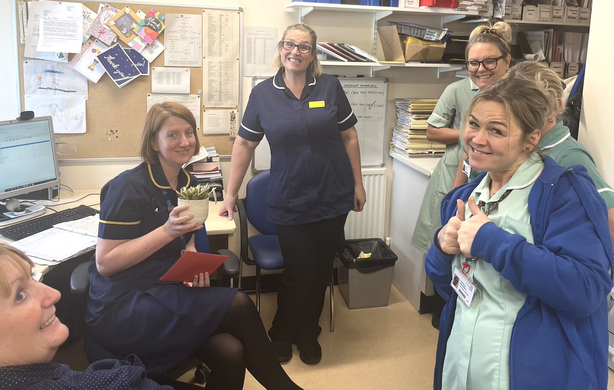 UHP team Chestnut celebrates the boss’s birthday. Congratulations Anna