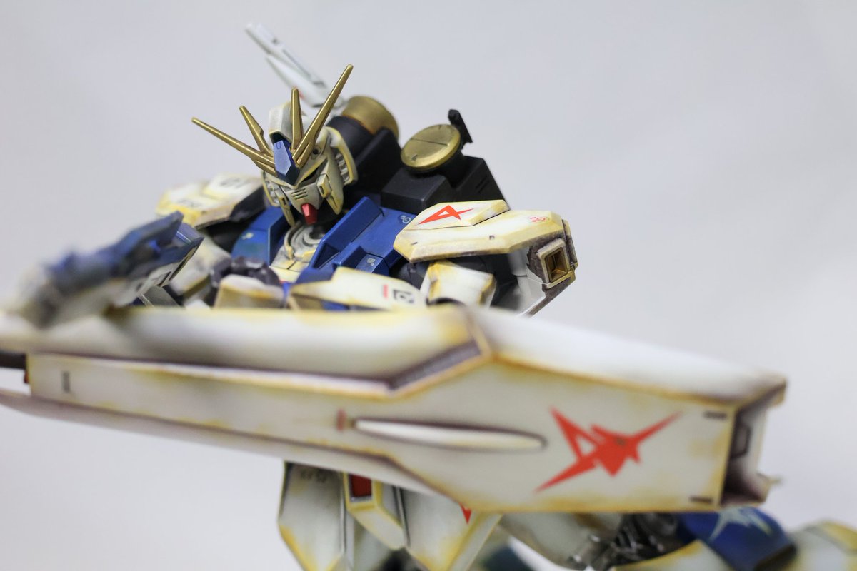 gunpla_akio's tweet photo. EGνガンダムをウェザリング仕上げ。
まだまだ不慣れで汚すだけで精一杯。
日々是精���あるのみ！！

#第二回GMASコンペ 
#ガンダムマーカーに限界はねぇ https://t.co/qhJ7oo1WGX