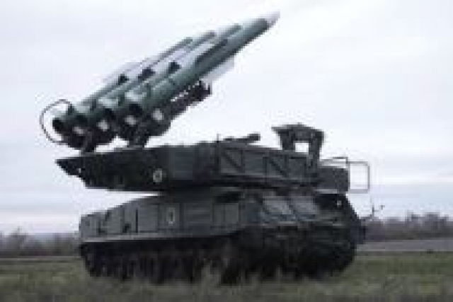 DefenseMirror's tweet photo. #BukM2 #BukM3 #AirDefense #UKRAINE #RUSSIA #UkraineWar #UkraineConflict #RussiaUkraineWAR #RussianInvasion:: Russian Buk-M3, Buk-M2 Combine to Down Ukrainian HIMARS Rockets, Missiles &amp; UAVs https://t.co/9ErIfFpm4o https://t.co/wtT6YolDE9