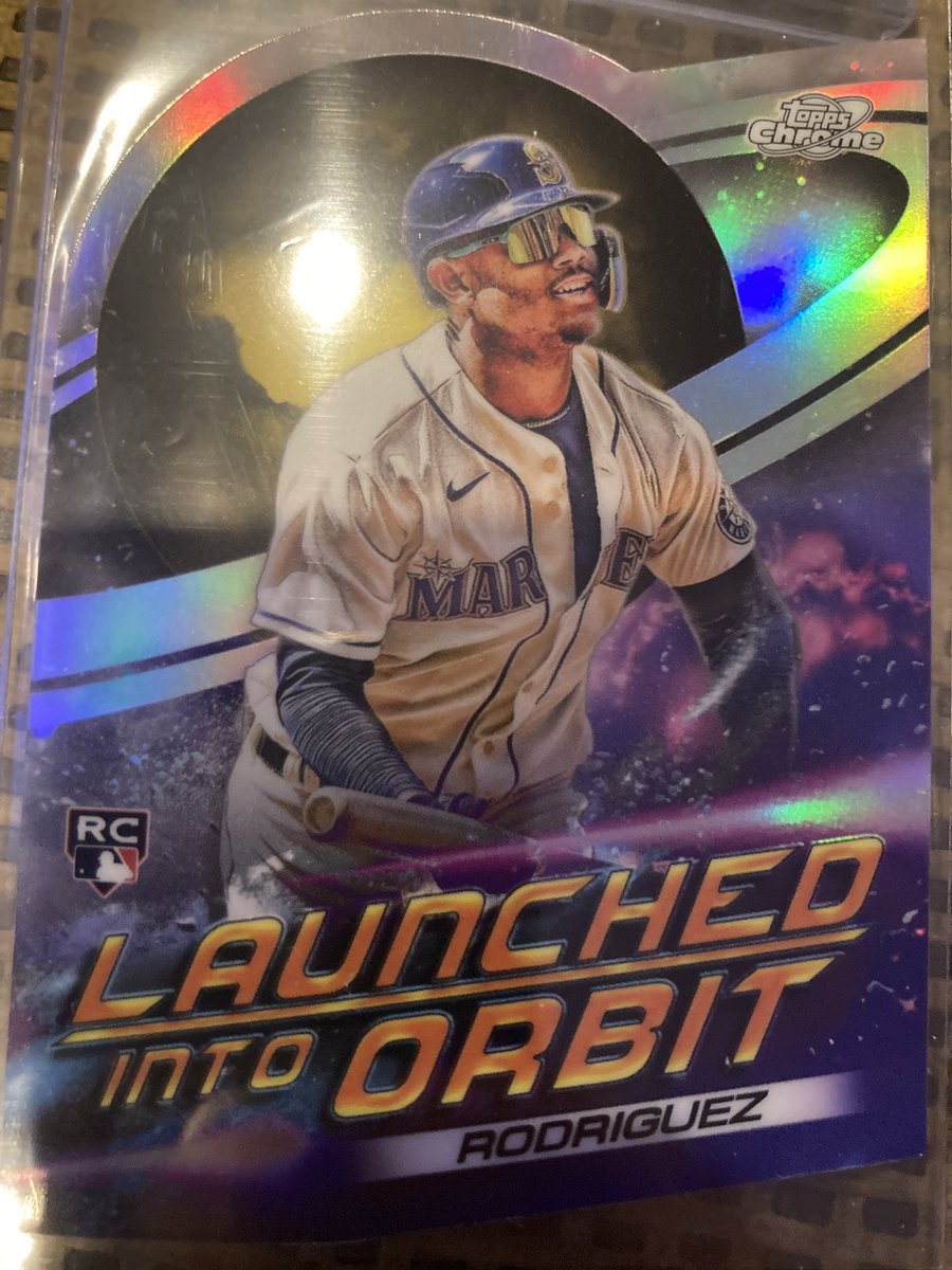 Pococion36's tweet photo. @CardPurchaser love the look of cosmic chromes and we hit some Julio 🔥#toppschrome #cosmicfire https://t.co/uIbJliB8Oy