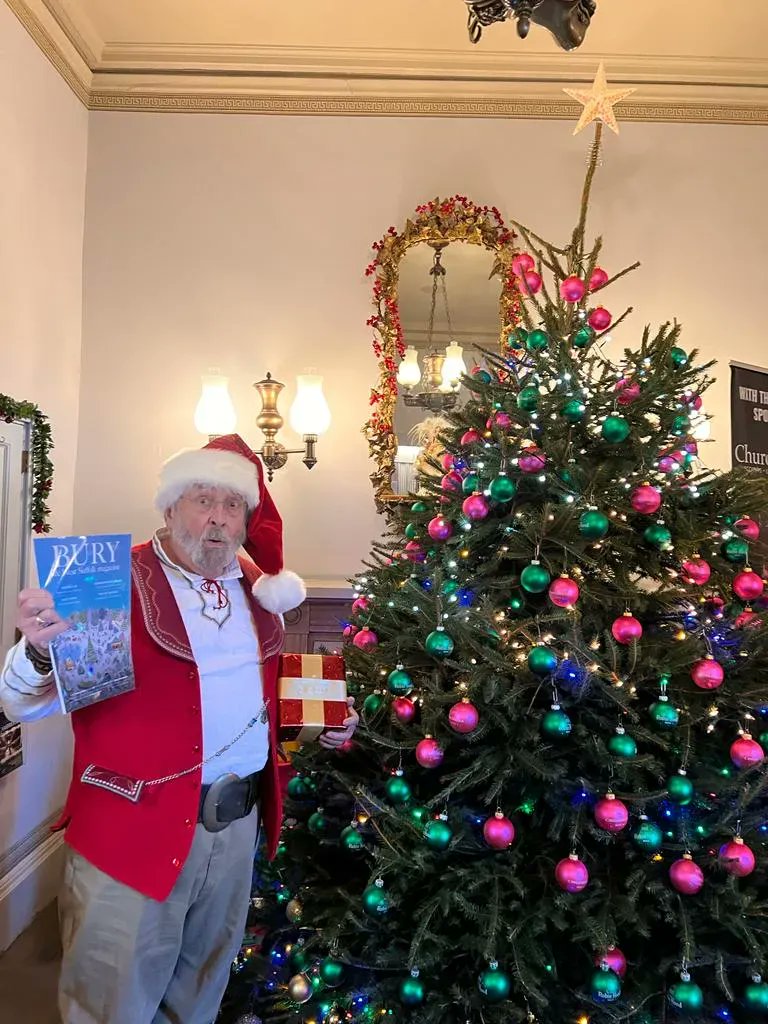 We popped in to see the team at <a href="/TheatreRoyalBSE/">Theatre Royal Bury St Edmunds</a> ahead of the opening night of The Legend of Robin Hood this weekend, and what a buzz. Ready to take the stage by storm, the cast were excited to launch this year's Panto, which is on until 14th January. Tickets are still available!