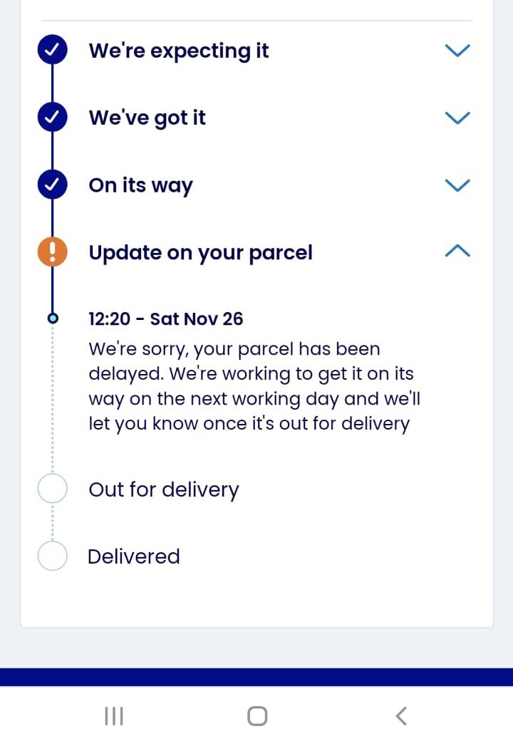 @katiebentley0 @BBCWatchdog Me too, when it was still Hermes the ‘lost’ 13 parcels of mine within 9 months.  This is my first issue now they are Evri but seems now it’s coming up to Christmas they are ‘losing’ the parcels again.  This was a Christmas present from @ELCUK