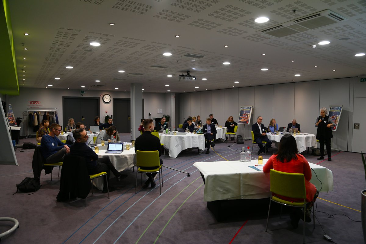 Eurochild_org's tweet image. How can we ensure a fair start for every child in Europe?
The #FirstYearsFirstPriority campaign meeting has started! 

Don&apos;t forget to tune in tomorrow to watch our event at the @Europarl_EN Putting #EarlyChildhood at the Heart of the #EUChildGuarantee

📺 bit.ly/3OLbpSu