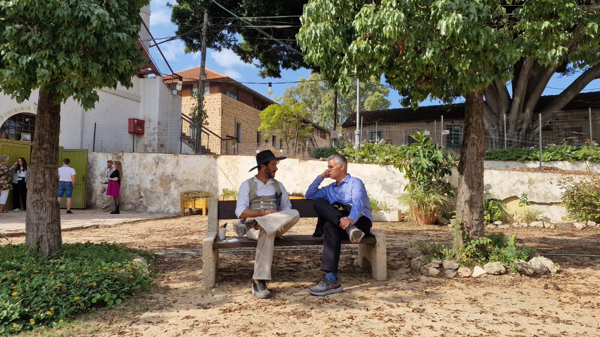 HandwrkWeltweit's tweet photo. Die Zeit von #Steinmetzmeister Daniel Schubert in Israel ging viel zu schnell vorbei. Mit #Handwerkerstipendium #GoIsrael war er seit Anfang Oktober bei Ohad Cohen von #Abbaeven. Dank Stipendium #LandNRW konnte er neue Erfahrungen sammeln #GilYaron #AHKIsrael @whkt4 https://t.co/ucO1hlITkI