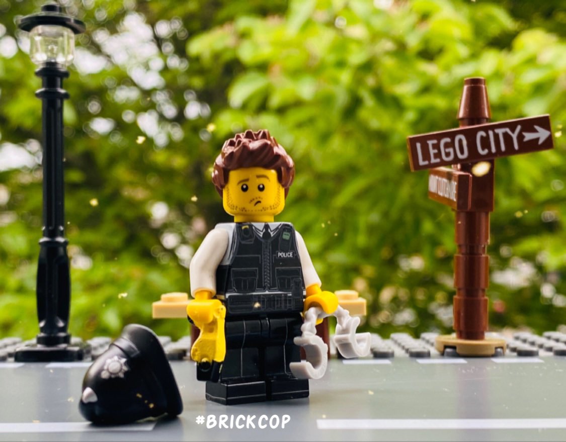 Brick_Cop's tweet image. The other thing to be said, is something I try and say repeatedly.

You cannot expect people who permanently deal with violence, abuse and trauma to be rational all of the time and not have triggers.

CPTSD, Anxiety &amp;amp; Depression are HUGE in Police Officers.

We are not robots. 🤷🏼‍♂️