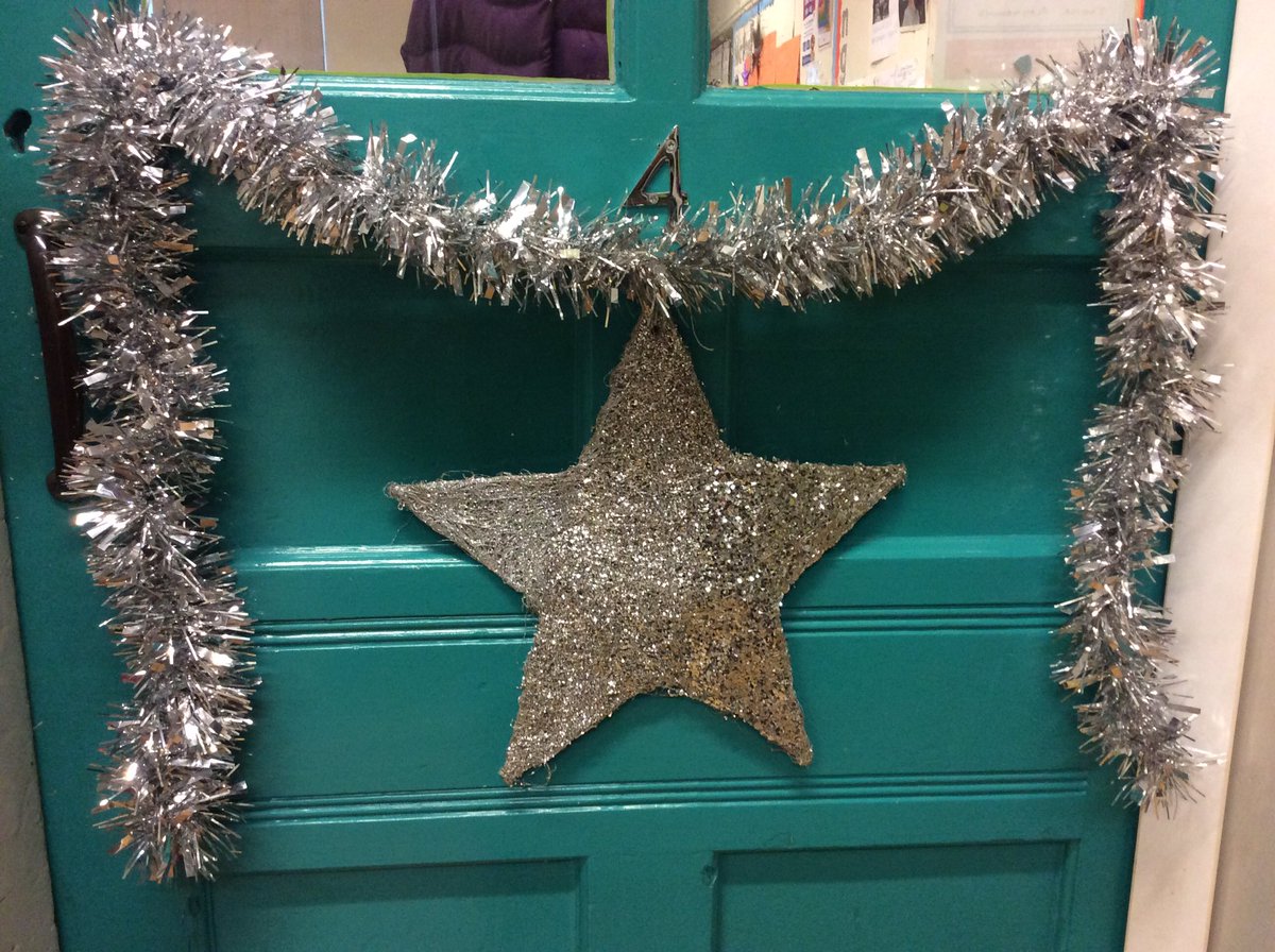 ShadeYear4 tweet media