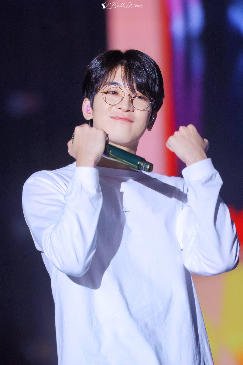 QBall_Ww's tweet photo. 221126
귀엽다!귀엽다!완전 귀엽다🥺
#SEVENTEEN   #원우  #WONWOO  #ウォヌ #세븐틴 https://t.co/x6cUVyLTvx