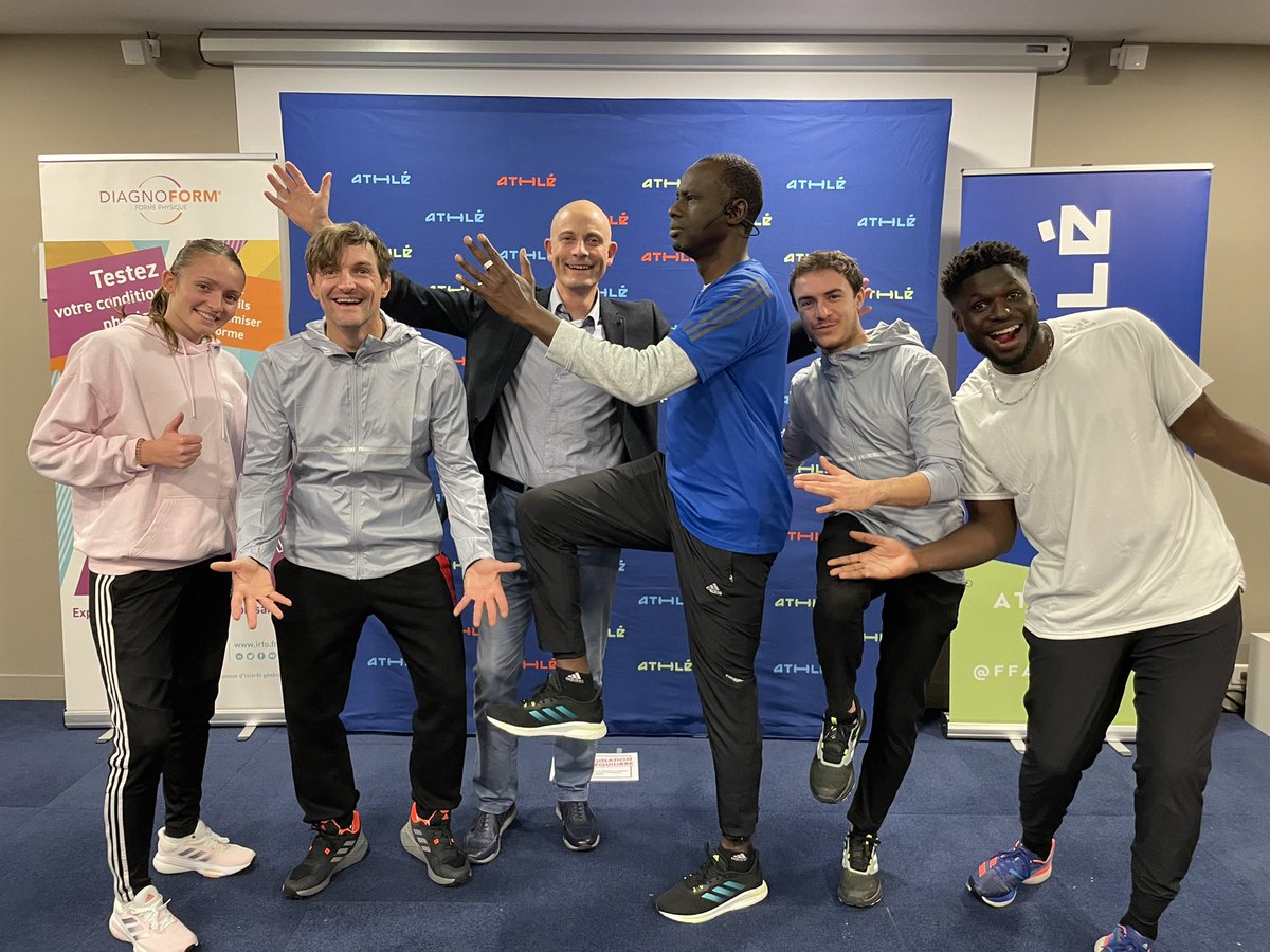 thib_deschamps's tweet photo. [Journée sport #MEDEF 🏃🏿‍♀️🏃🏻‍♂️🧘🏻‍♀️🌈] Événement🔝mêlant #forme #QVT #Sport #RSE au siège du @medef pour les 200 collaborateurs. Bravo pour cette exemplarité ! 👍😊La @ffa présente avec @diagnoform @diagnolife #workathlé #running #marche @GeoffroyRDB @dcarlach @PresidentFFA https://t.co/e3R5S8S4sK