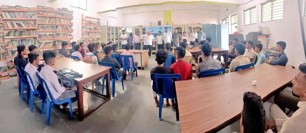 syedkhalid4488's tweet photo. Trained Students of Millath ITI for Checking, Identification and Enrollment of New Voters at Millath Campus, Davangere South Assembly.
Students will go door to door till last date of Enrollment
#Enrollmentprogram https://t.co/fi4TNL2Mcy